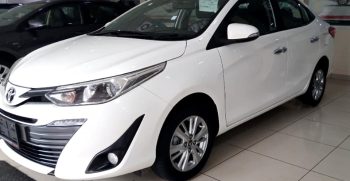 toyota yaris rent a car in lahore